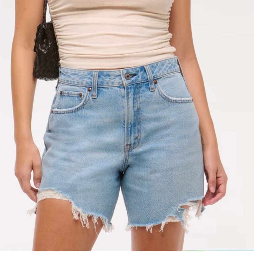 Abercrombie Women's Blue Denim Shorts size 29/8